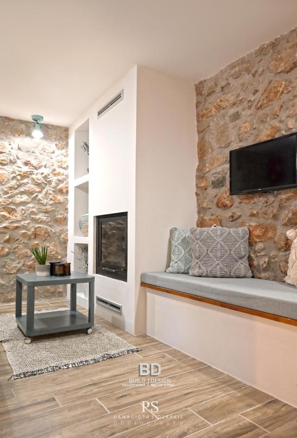Pyrgos Houses And Restaurant Avgonima Exteriér fotografie